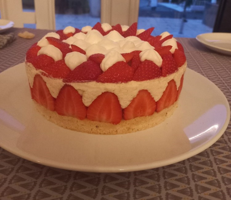 Exemple de dessert proposé chez Coul'ô'berge : un fraisier 